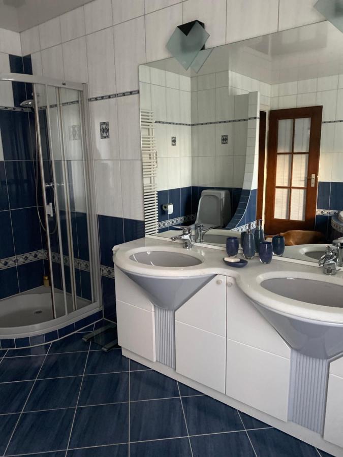 La Maison Du Petit Bonheur Moutier ภายนอก รูปภาพ